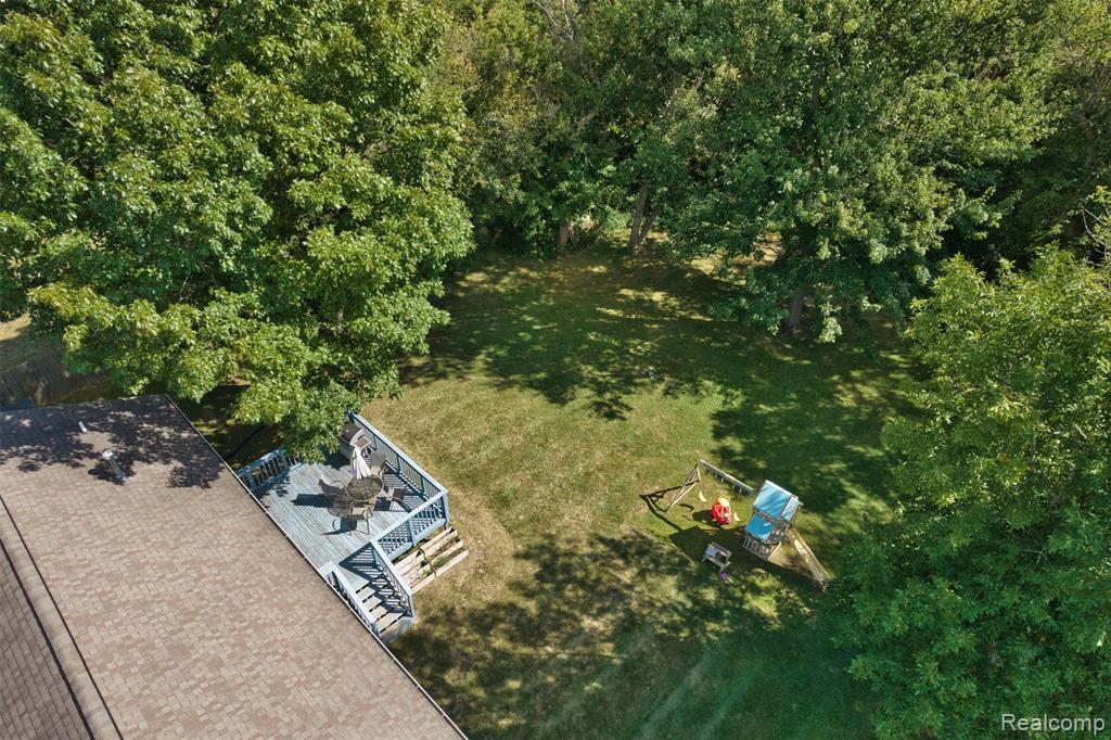 2455 West Thompson Road Fenton, MI 48430 - Photo 5 of 32