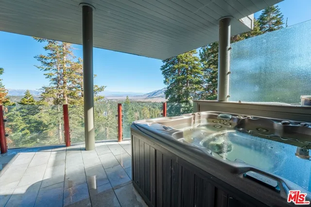 a view of walk in closet