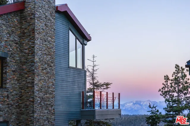 $5,900,000 | 37 Bridges Lane, Mammoth Lakes, CA 93546