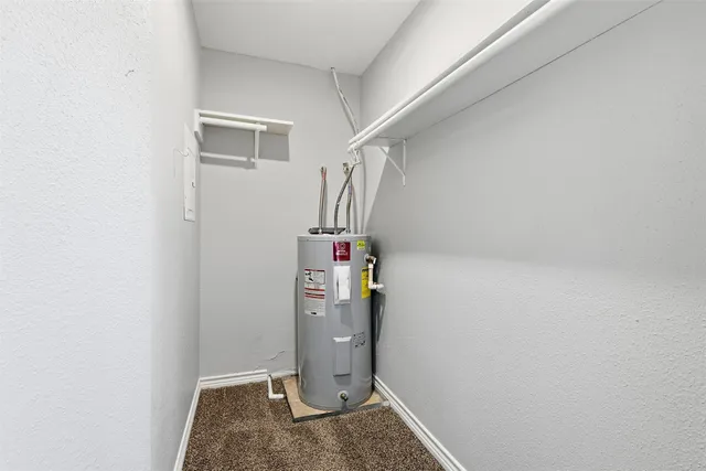 a view of an ocean and a building