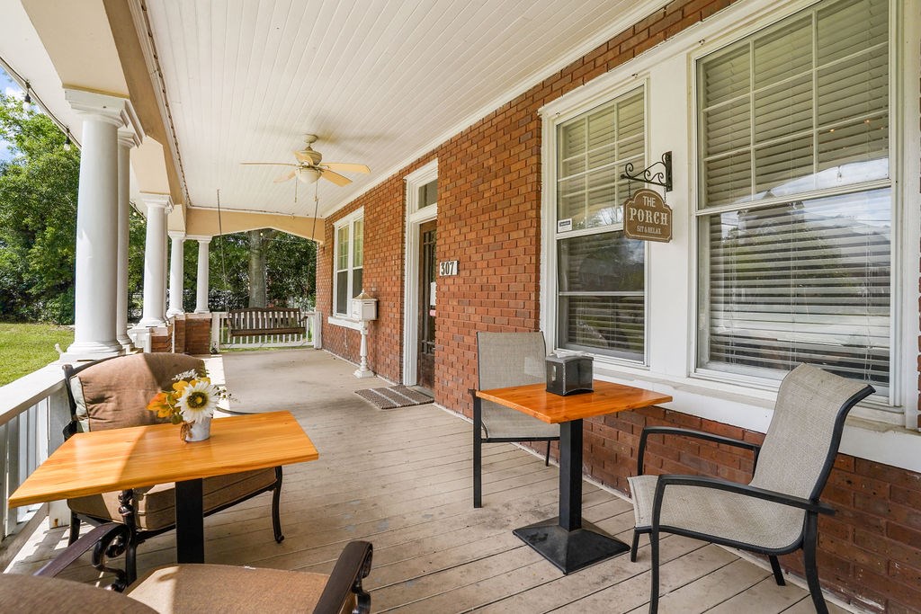 307 South Academy Street Geneva, AL 36340 - Photo 8 of 76