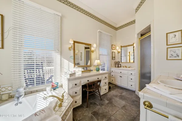 $750,000 | 446 Batchelor Bay Drive, Windsor, NC 27983