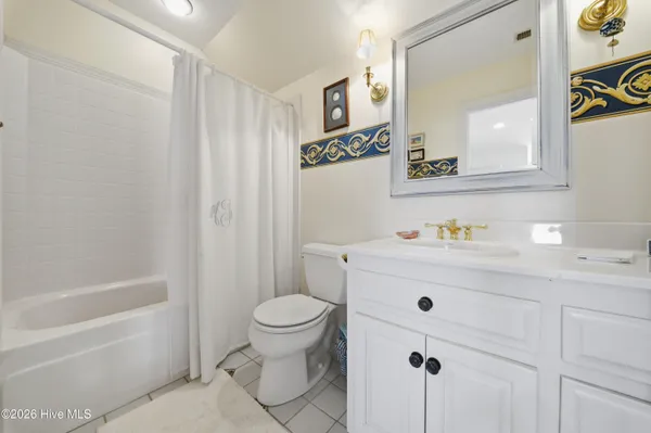 $750,000 | 446 Batchelor Bay Drive, Windsor, NC 27983