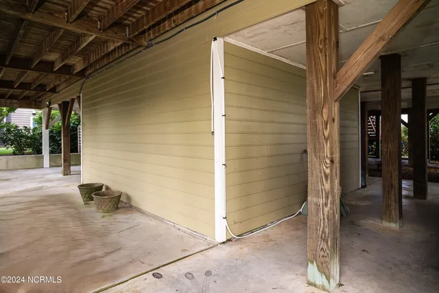 $750,000 | 446 Batchelor Bay Drive, Windsor, NC 27983