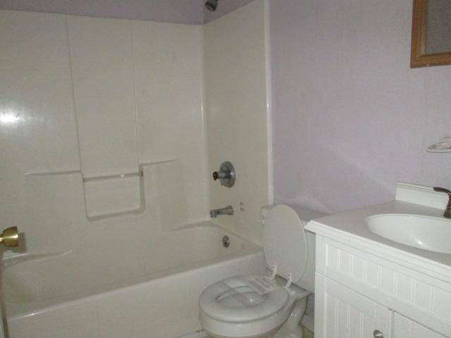 1055 Misty Ridge Lane Montvale, VA 24122 - Photo 19 of 24 Hall Bath