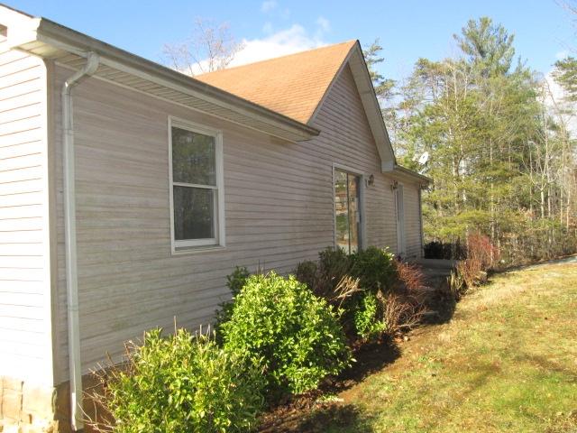 1055 Misty Ridge Lane Montvale, VA 24122 - Photo 6 of 24 Front of subject