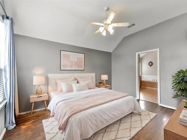 $2,500 | 7611 Waterlilly Lane, Pearland, TX 77581