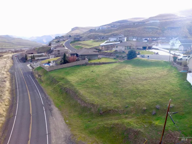 $78,500 | 107 Appleford Drive, Asotin, WA 99402