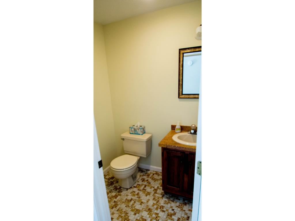 20 Ridgewood Drive Amherst, NH 03031 - Photo 11 of 34 Gallery Image 11