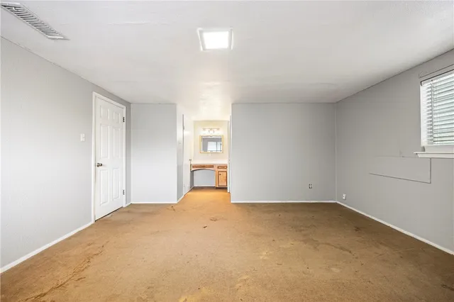 a view of empty room