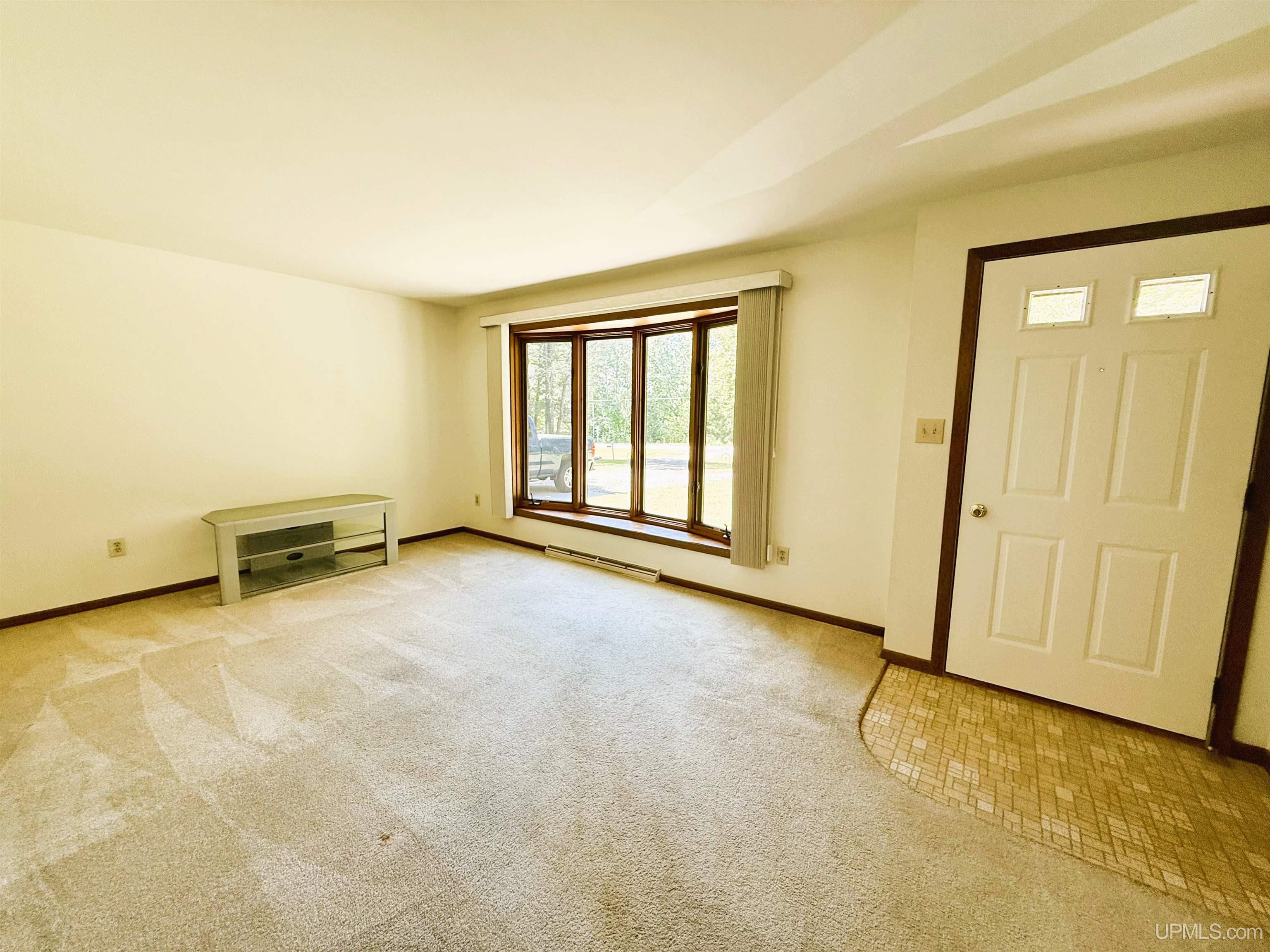N21800 Co Road Niagara, WI 54151 - Photo 5 of 15