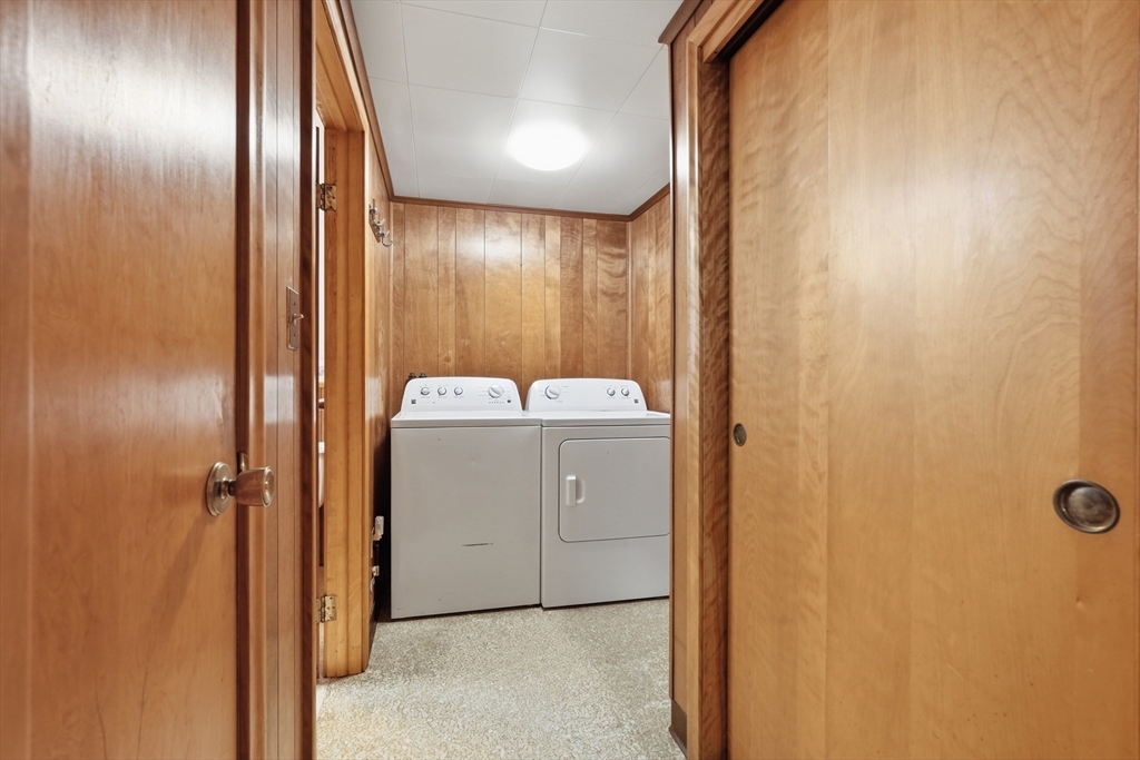 15 Main Street Hatfield, MA 01038 - Photo 13 of 42 a view of a hallway with washer and dryer