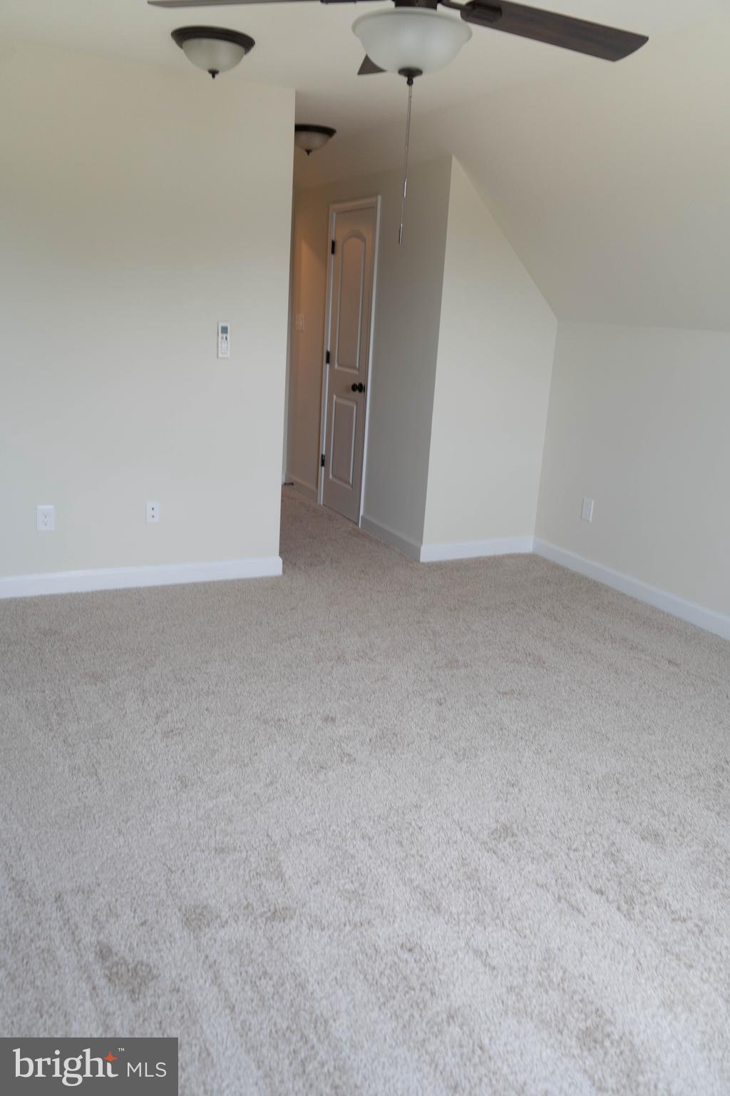 342 Hackney Lane Charles Town, WV 25414 - Photo 4 of 56