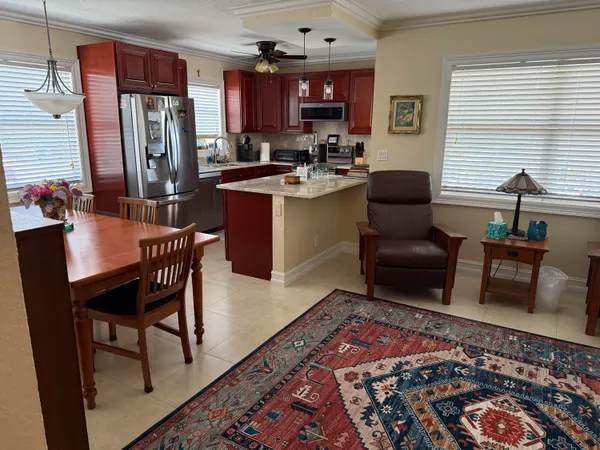 $2,400 | 1221 Southeast 3rd Street, Unit 4, Deerfield Beach, FL 33441