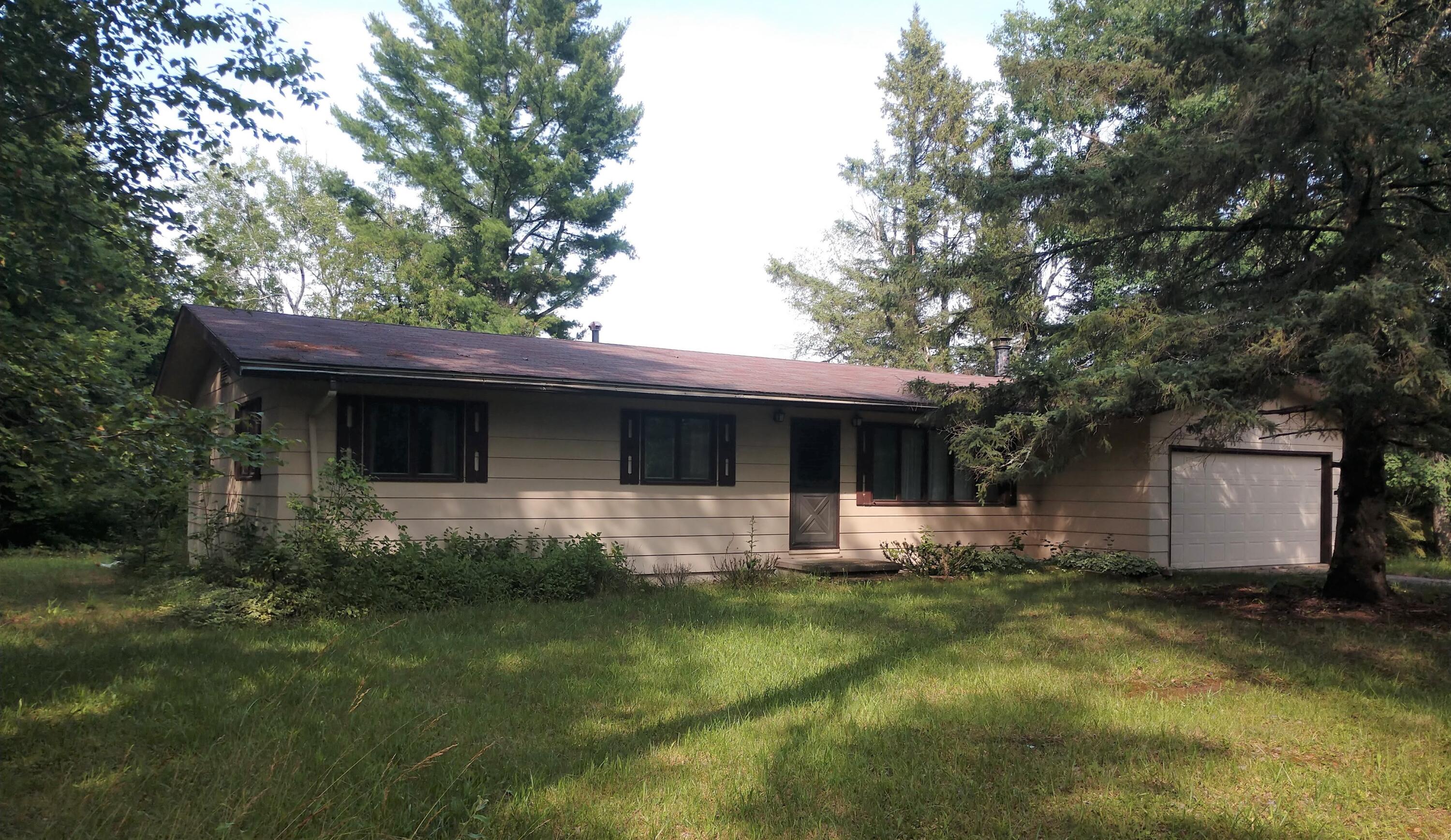 4465 South River Road Cheboygan, MI 49721 - Photo 1 of 20 Gallery Image 1