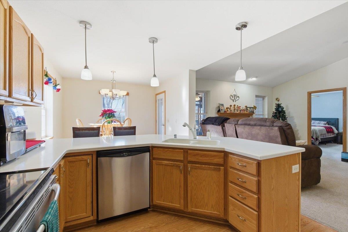 421 Pine Street Brooklyn, WI 53521 - Photo 13 of 46