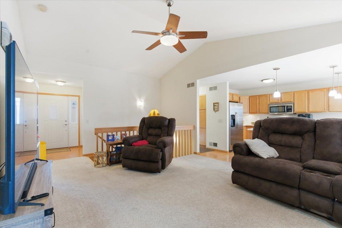 421 Pine Street Brooklyn, WI 53521 - Photo 30 of 46