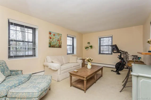 $289,000 | 61 Manchester Road, Unit A21, Eastchester, NY 10709