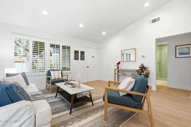 $599,000 | 41040 Village 41, Camarillo, CA 93012