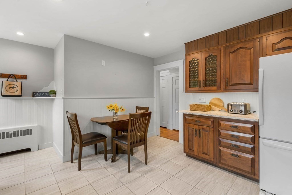 129 Lovejoy Road Andover, MA 01810 - Photo 17 of 35 Gallery Image 17
