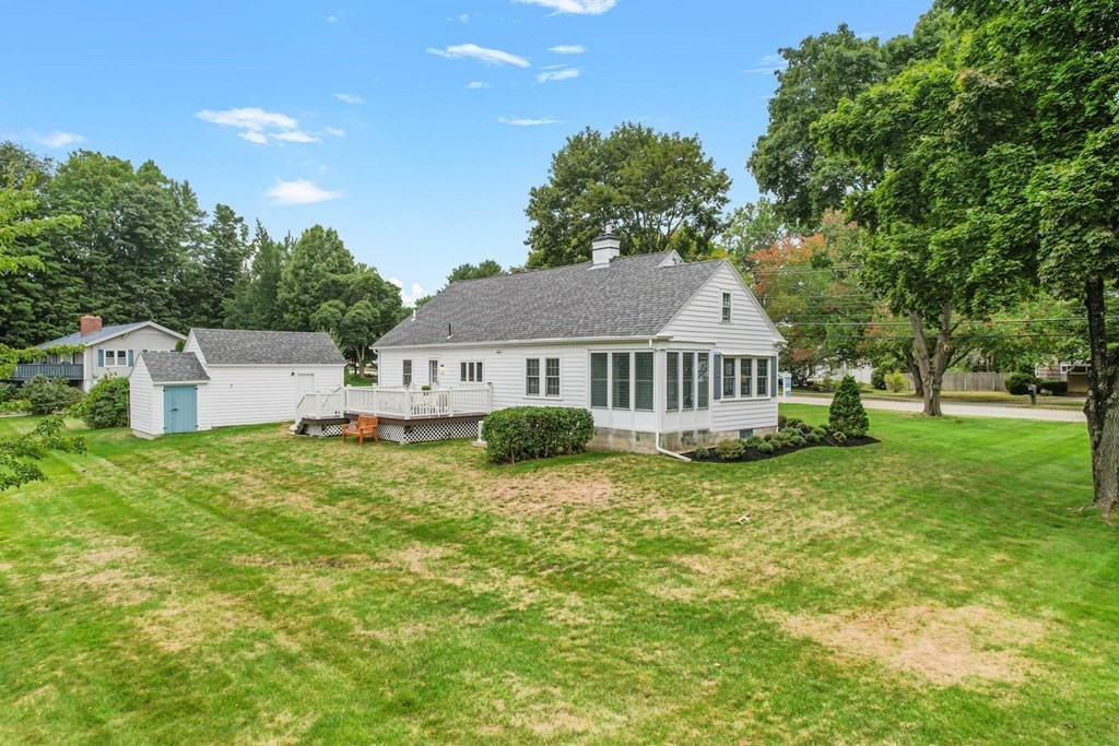 129 Lovejoy Road Andover, MA 01810 - Photo 33 of 35 Gallery Image 33