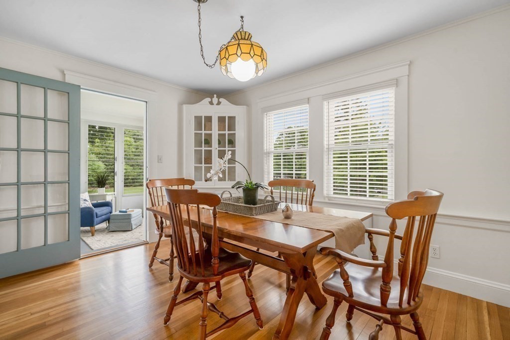 129 Lovejoy Road Andover, MA 01810 - Photo 10 of 35 Gallery Image 10