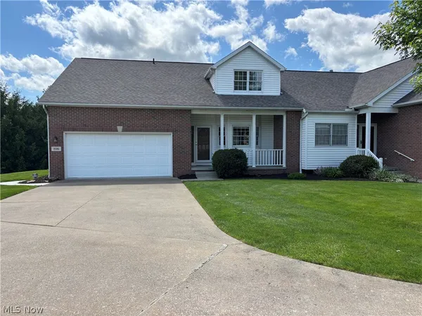 $349,900 | 1136 Pine Bluff Drive Northeast, New Philadelphia, OH 44663