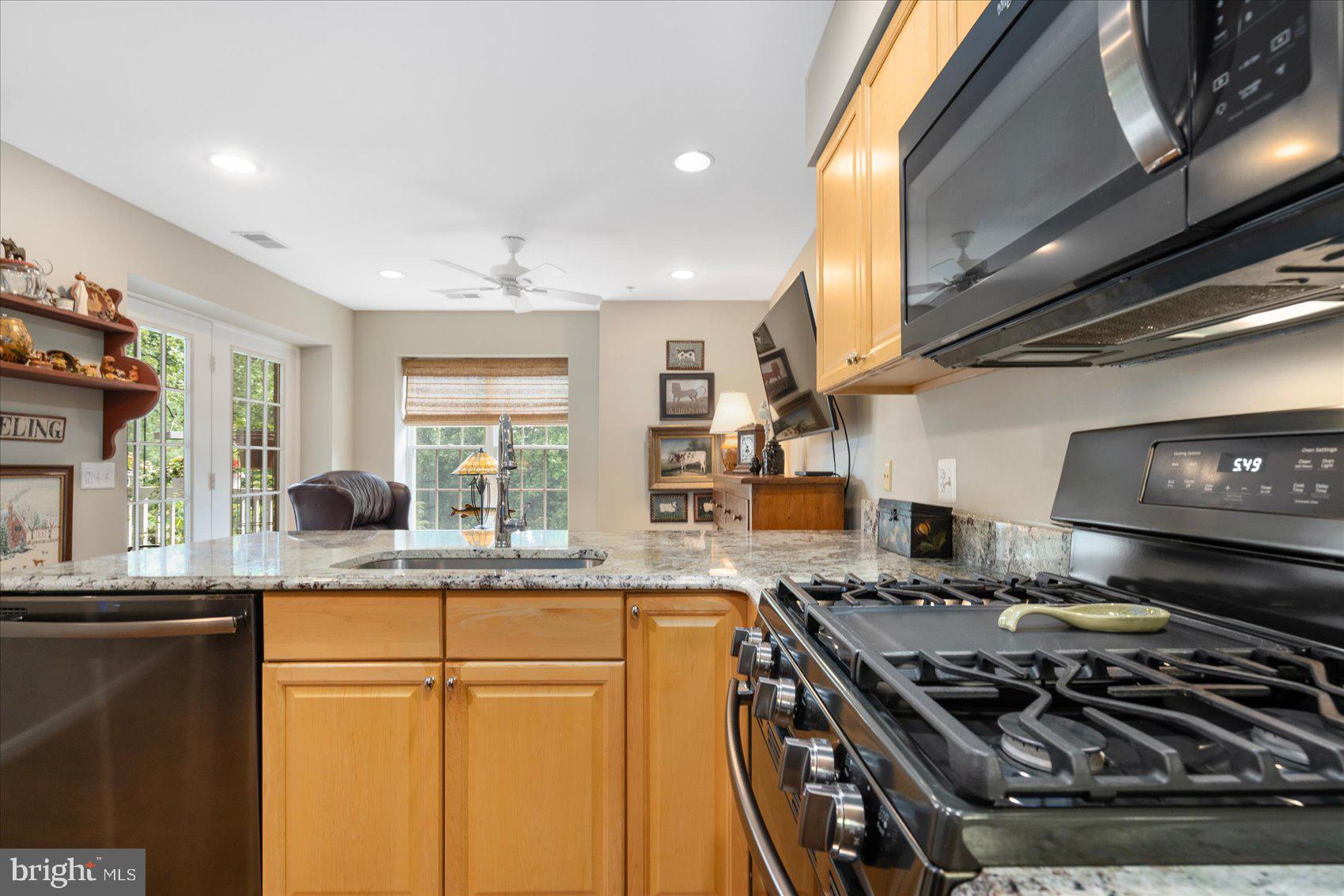 12330 Rosslare Ridge Road, Unit 405 Lutherville-Timonium, MD 21093 - Photo 15 of 33 Gallery Image 15