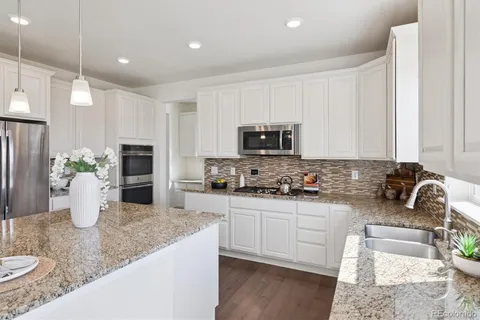 $969,000 | 8255 South Vandriver Way, Aurora, CO 80016