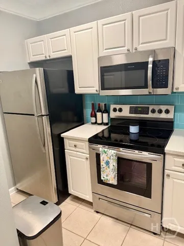 $1,700 | 3325 Whitemarsh Way, Savannah, GA 31410