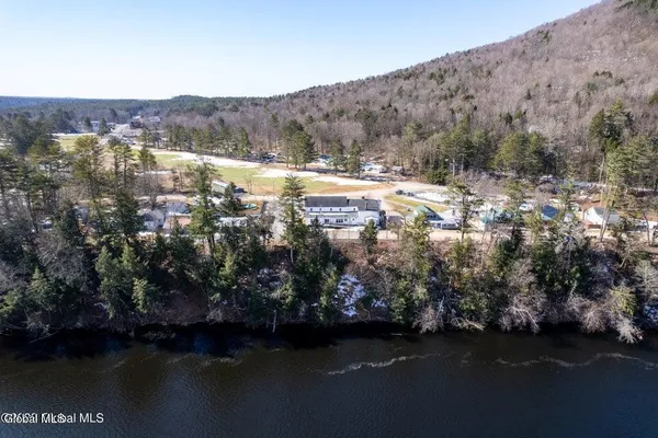 $424,900 | 13 Park Avenue, Hadley, NY 12835