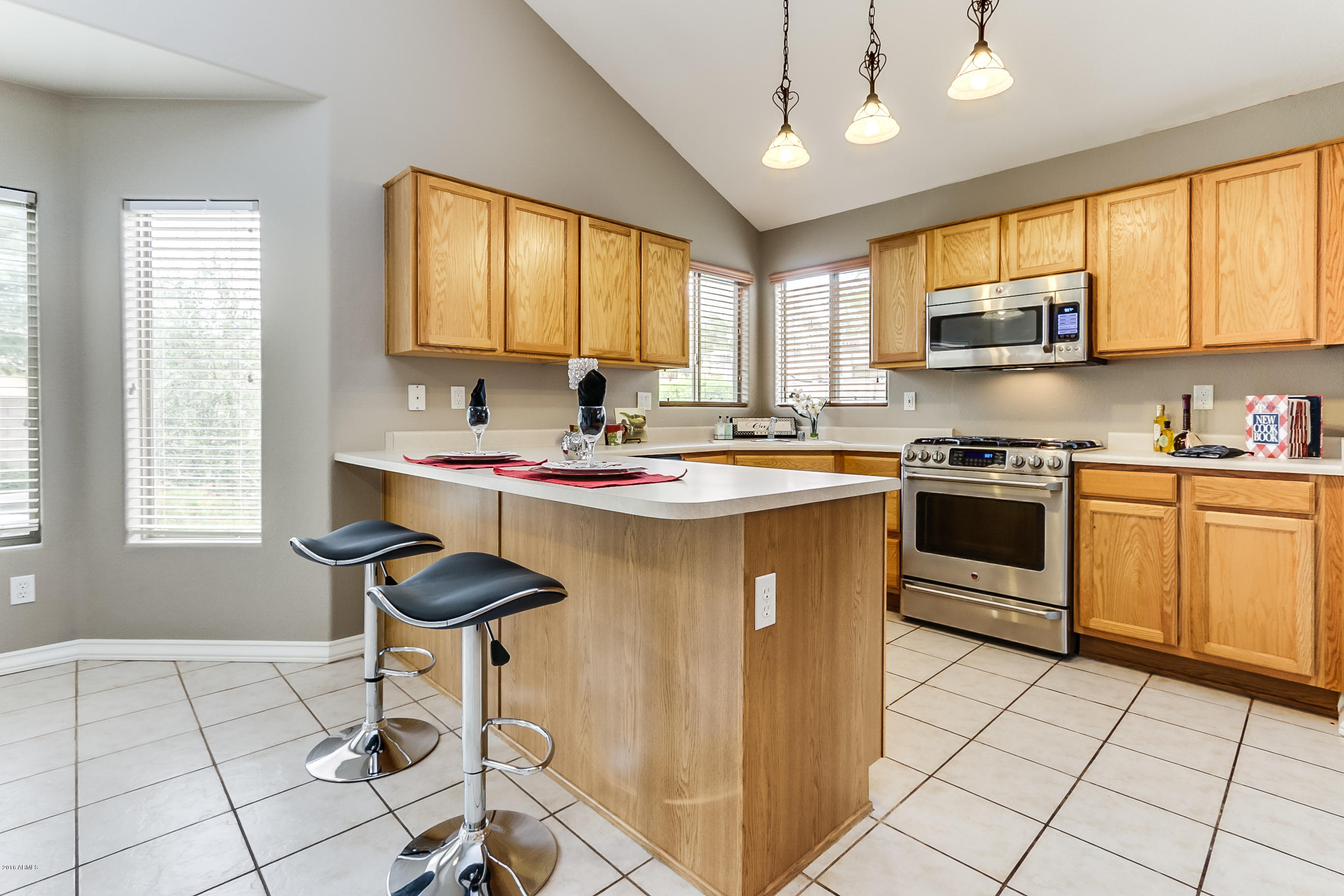 6422 West Briles Road Phoenix, AZ 85083 - Photo 11 of 65 Kitchen