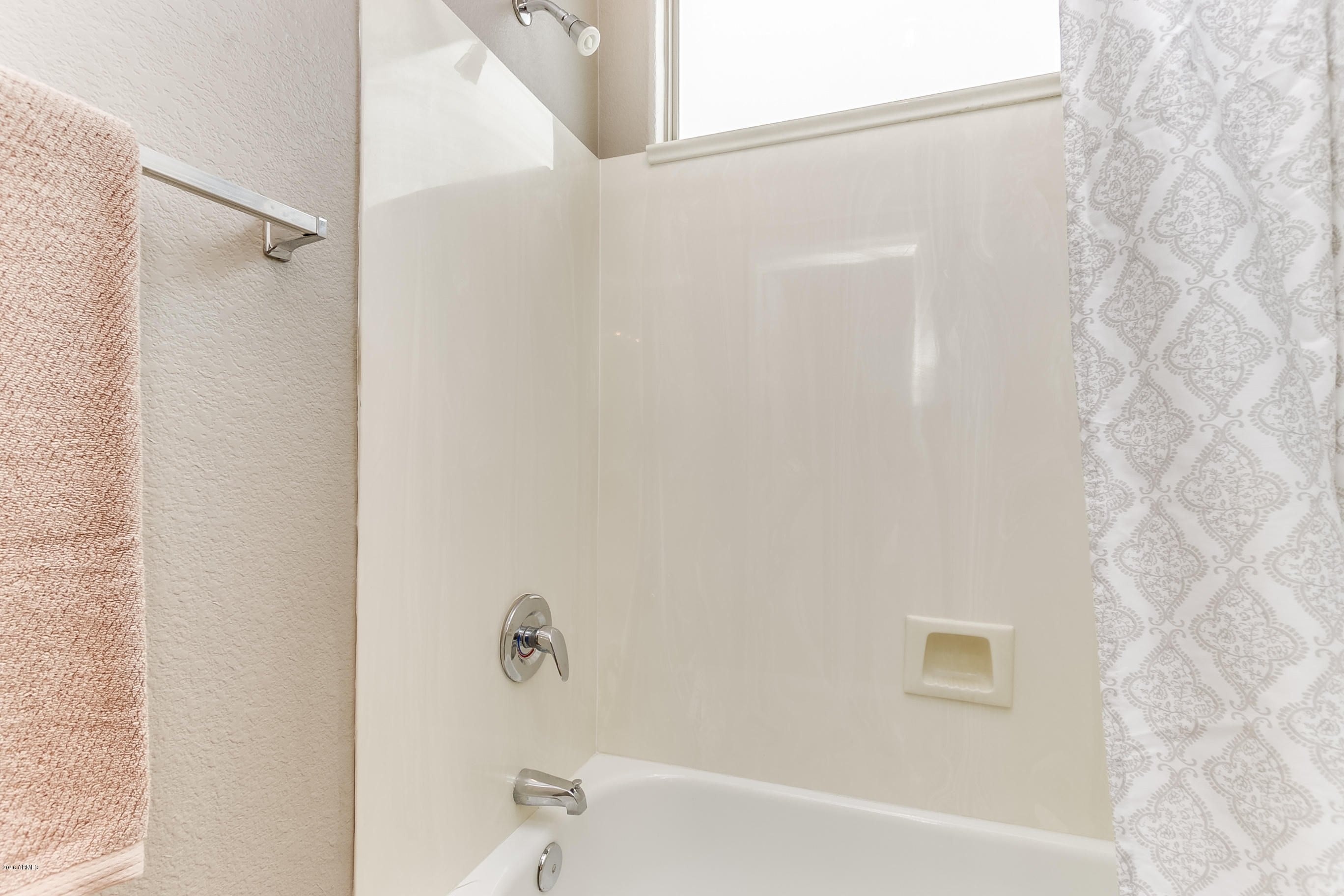 6422 West Briles Road Phoenix, AZ 85083 - Photo 39 of 65 Upstairs Bath