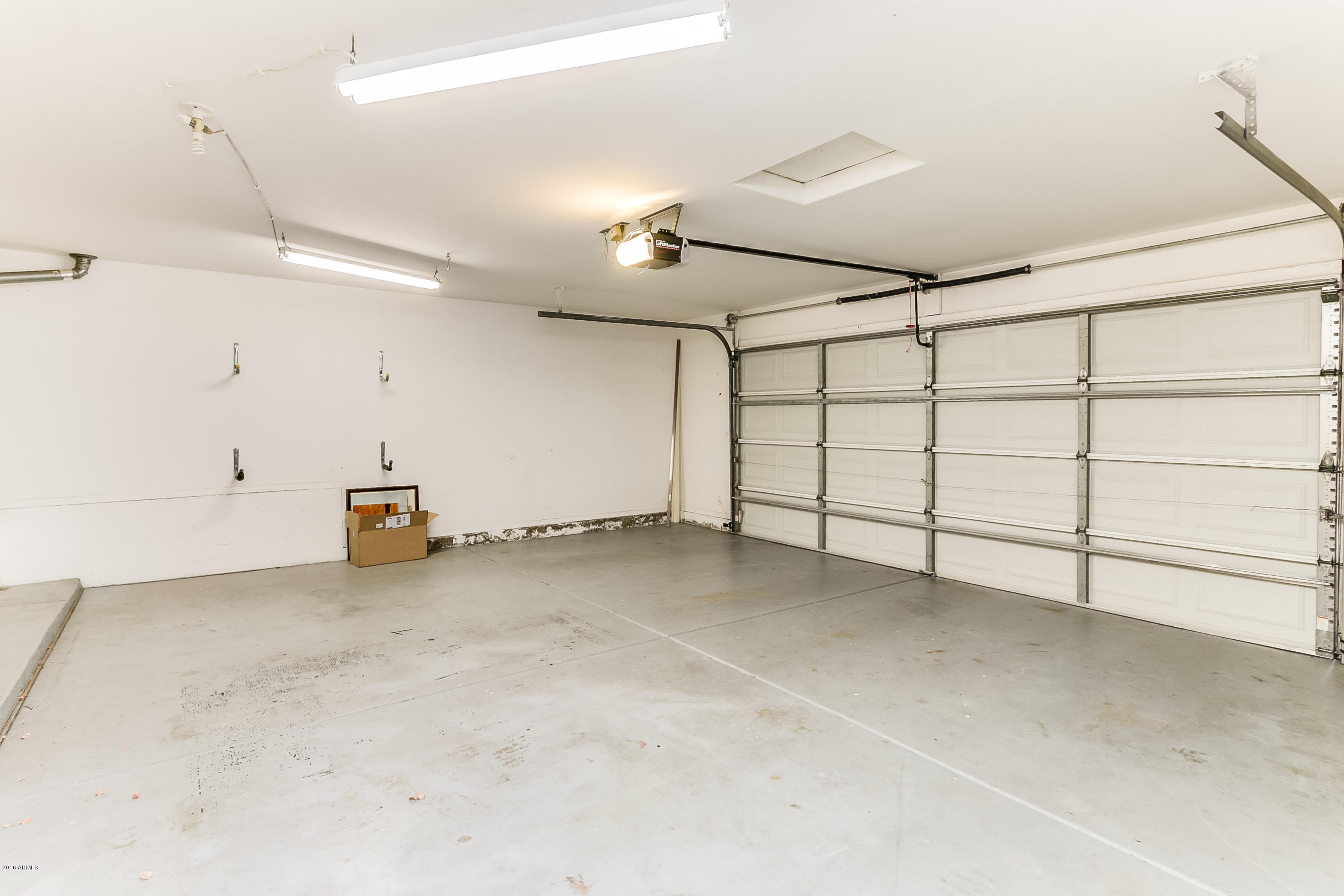 6422 West Briles Road Phoenix, AZ 85083 - Photo 50 of 65 Garage