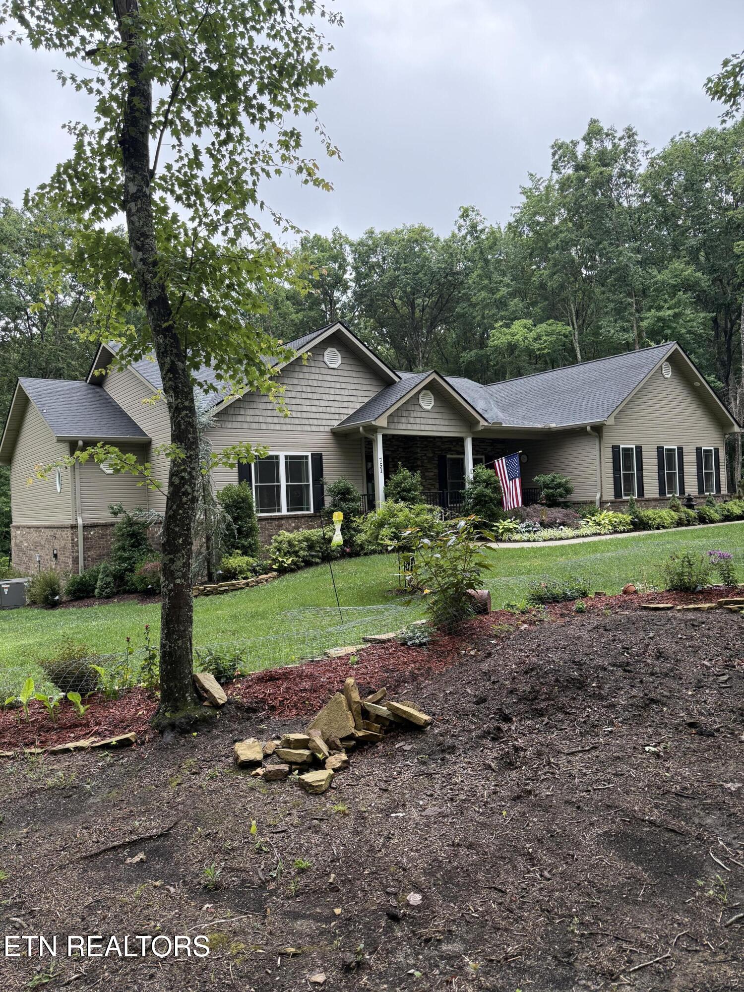 751 White Oak Road Monterey, TN 38574 - Photo 1 of 1 front