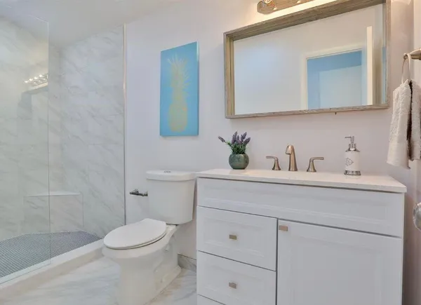 $1,400 | 735 Northeast 37th Street, Unit A, Oakland Park, FL 33334