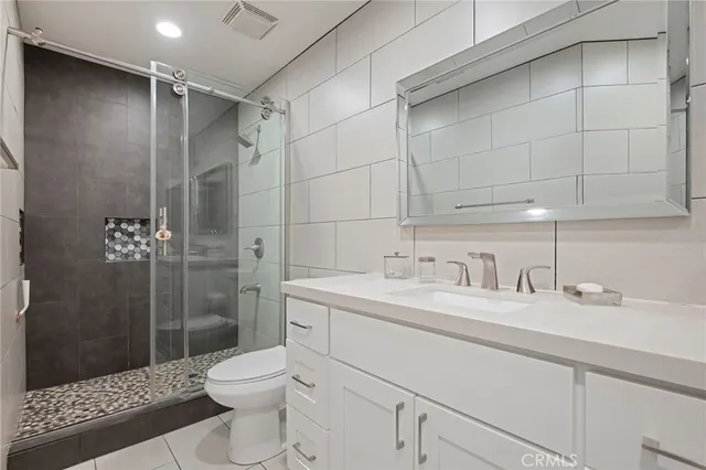 $12,000 | 17764 Sidwell Street, Granada Hills, CA 91344