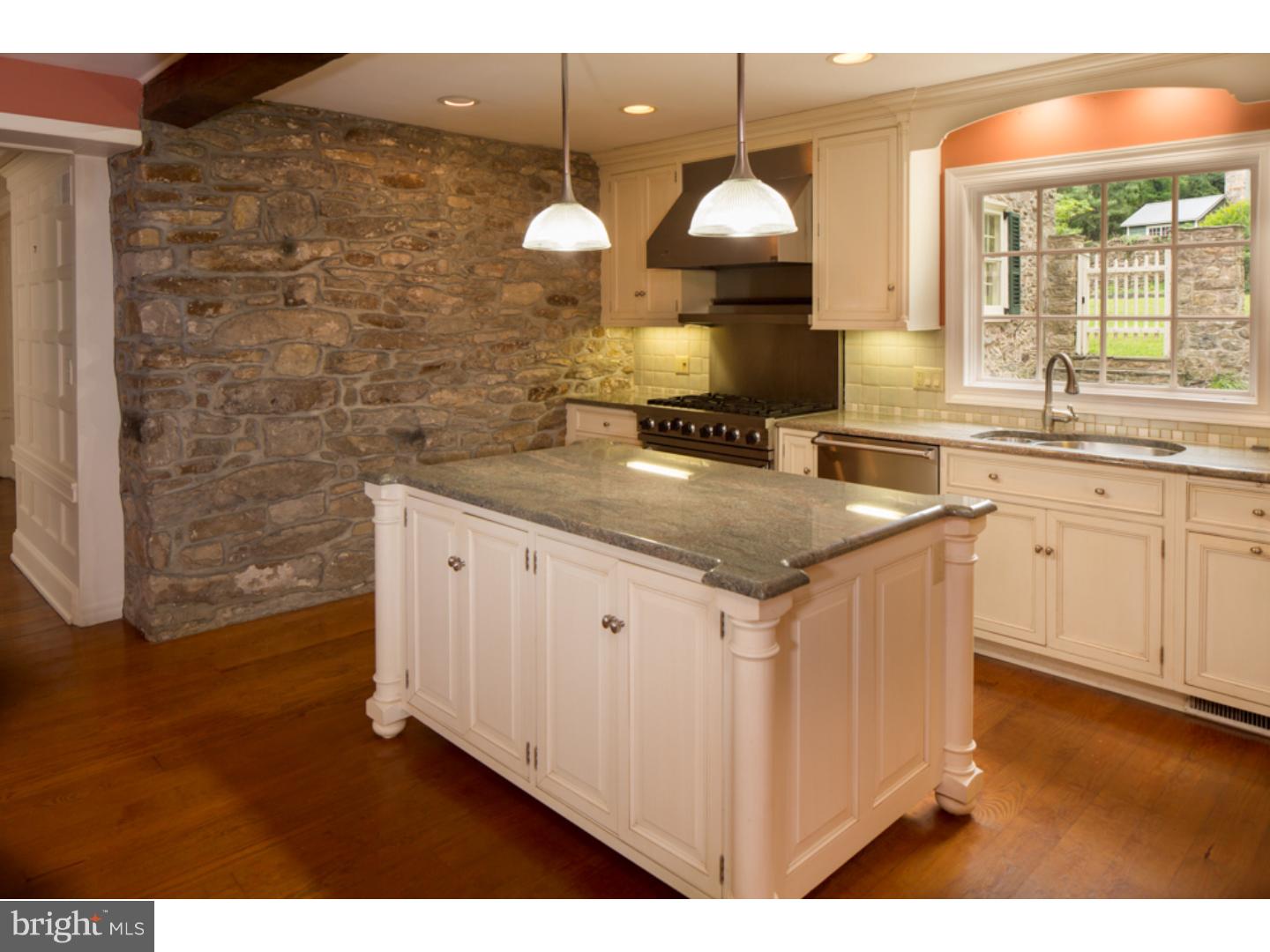 5978 Honey Hollow Road Doylestown, PA 18902 - Photo 11 of 24
