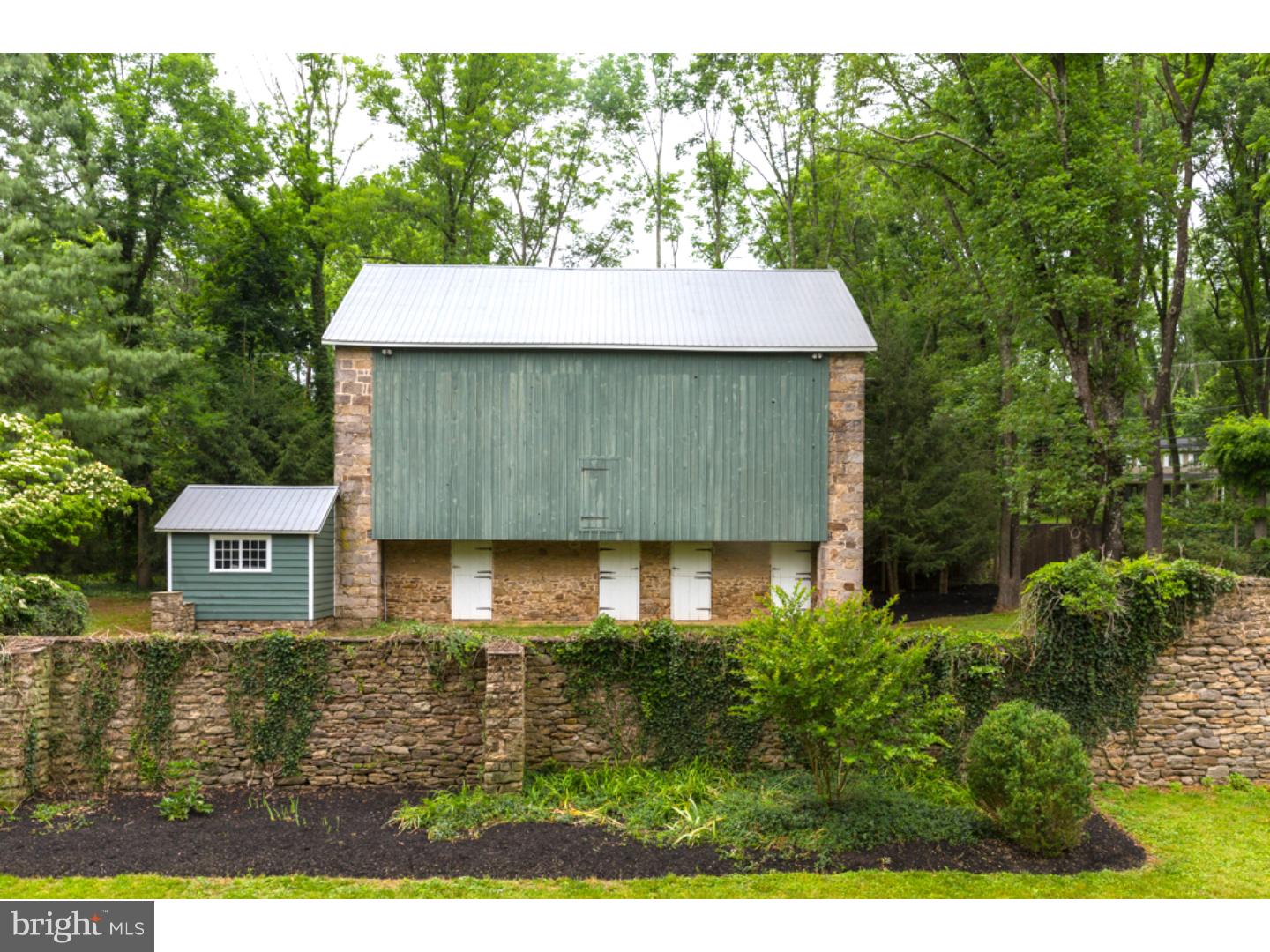 5978 Honey Hollow Road Doylestown, PA 18902 - Photo 4 of 24