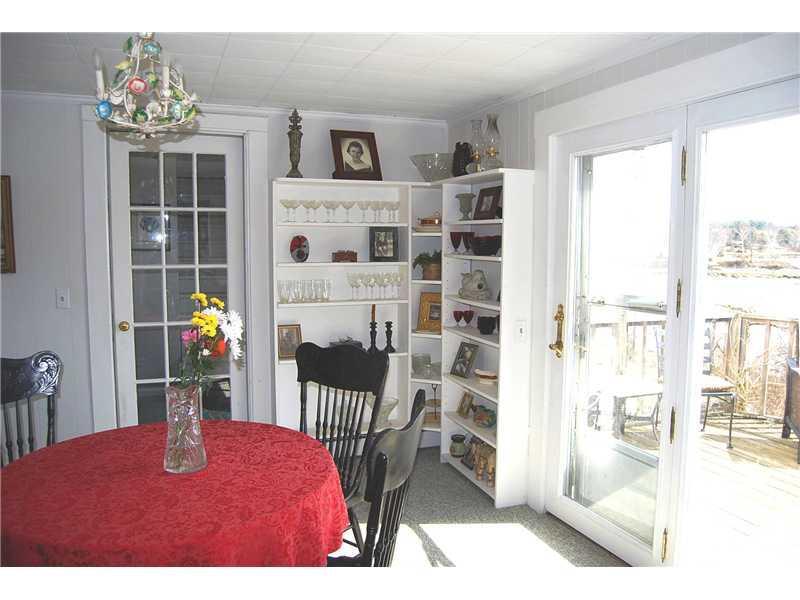 40 River Road Newcastle, ME 04553 - Photo 18 of 29 Dining Room.