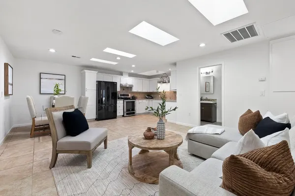 $998,888 | 5343 Garrison Circle, San Jose, CA 95123