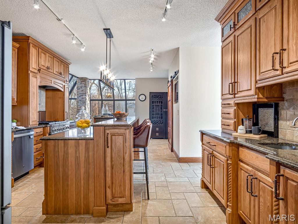 3 Country Club Lane Edwardsville, IL 62025 - Photo 14 of 74