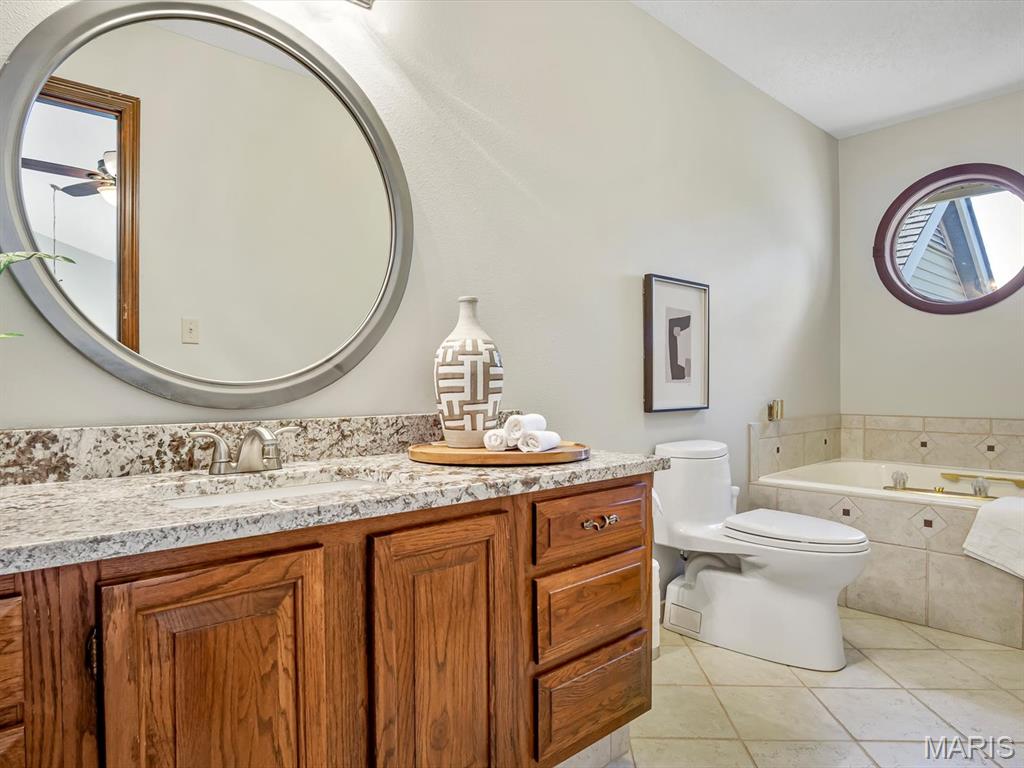 3 Country Club Lane Edwardsville, IL 62025 - Photo 42 of 74