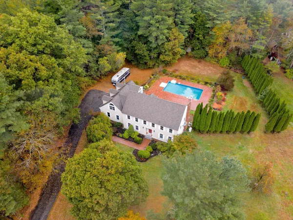 $899,900 | 84 Irene Drive, Hollis, NH 03049