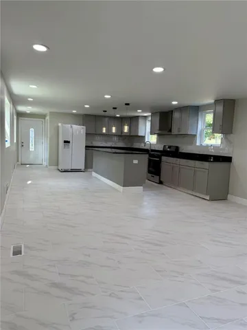 $425,000 | 27 North Washington Avenue, Oxford, NY 13830