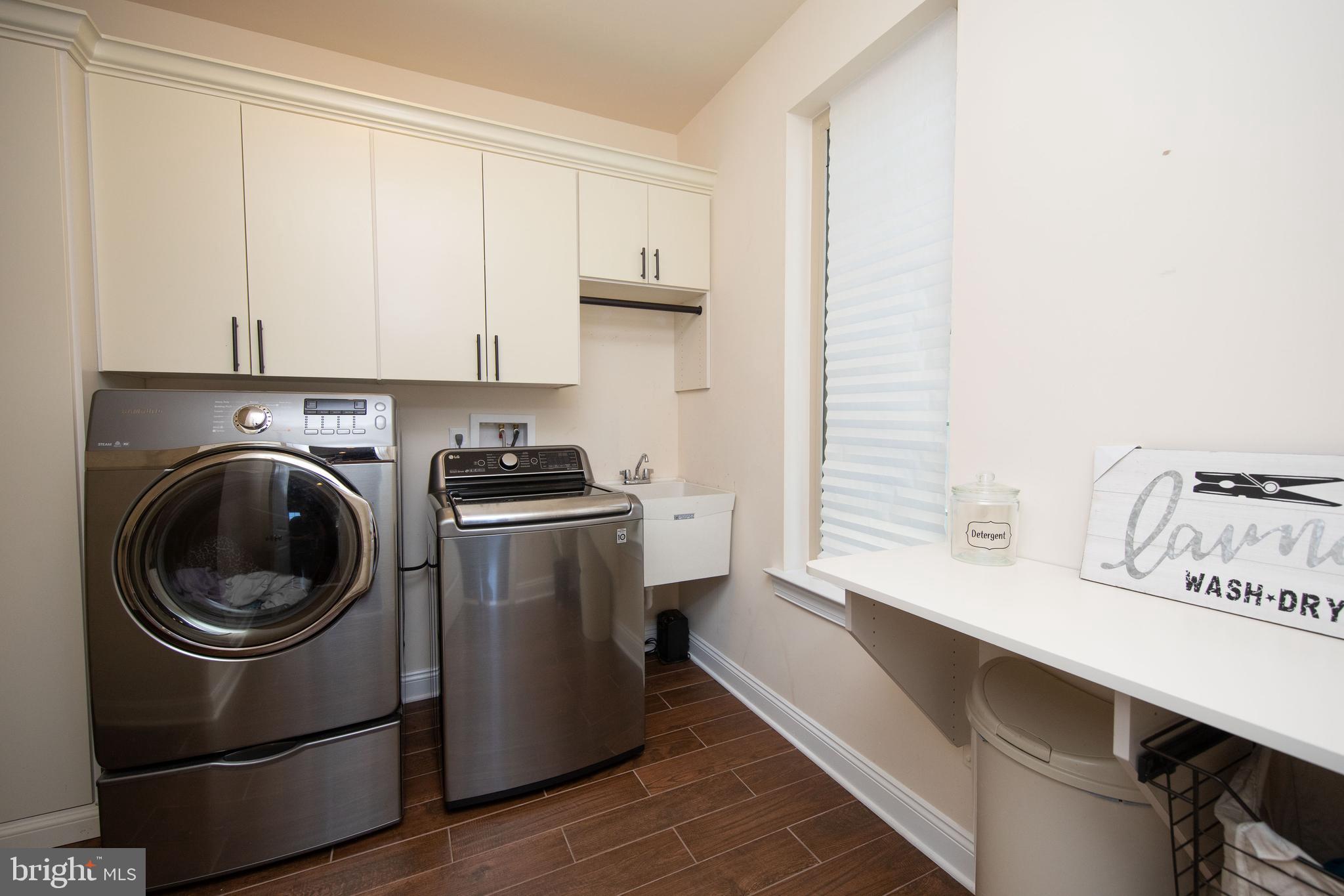 1639 Copper Beech Road Huntingdon Valley, PA 19006 - Photo 21 of 54 Laundry off the kitchen