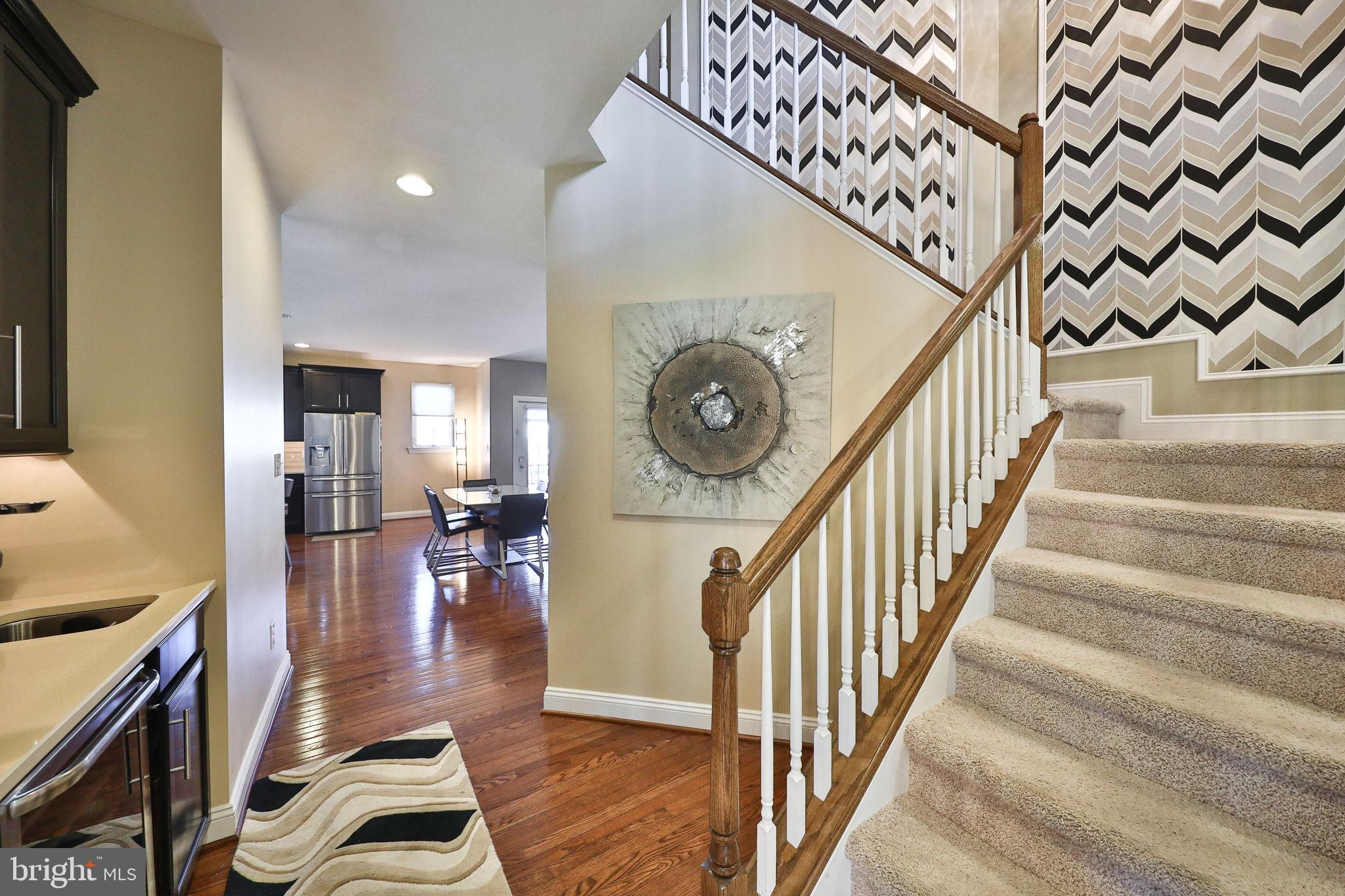 1639 Copper Beech Road Huntingdon Valley, PA 19006 - Photo 5 of 54 Center Hallway