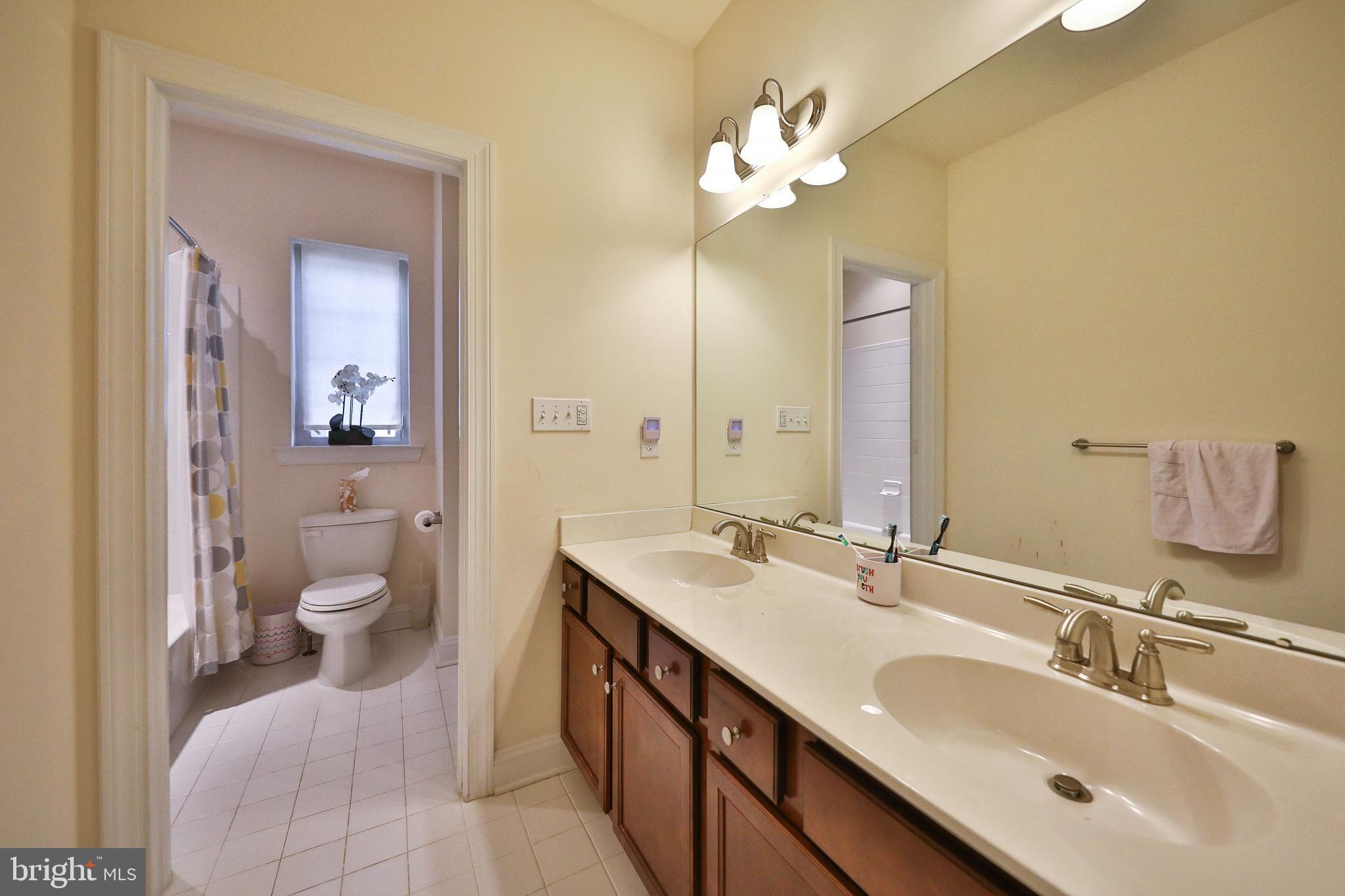 1639 Copper Beech Road Huntingdon Valley, PA 19006 - Photo 41 of 54 Full bath second floor