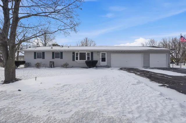 $349,900 | 9180 207th Street West, Lakeville, MN 55044