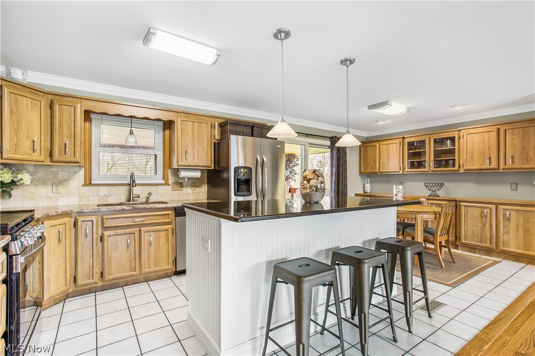 13176 Drake Road Strongsville, OH 44136 - Photo 6 of 29